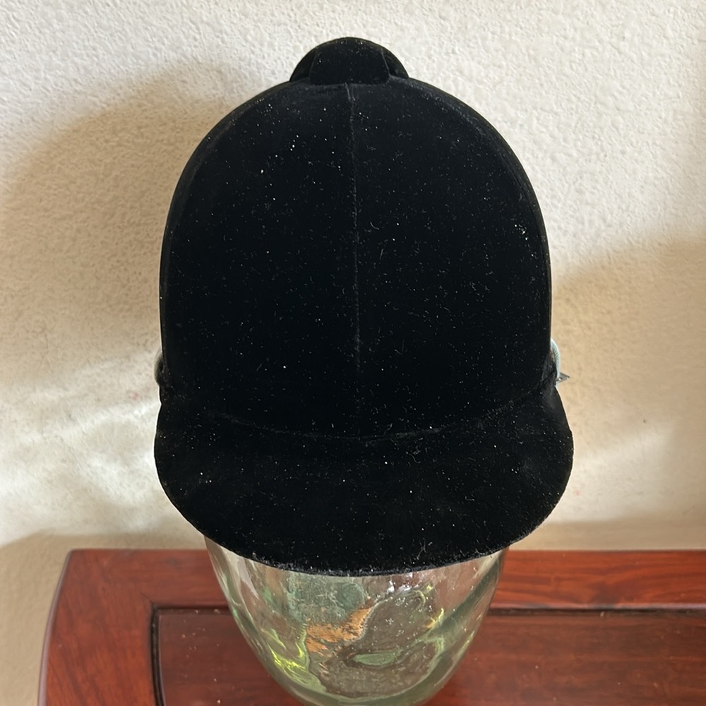 Equestrian Cap - Picture 9 of 9